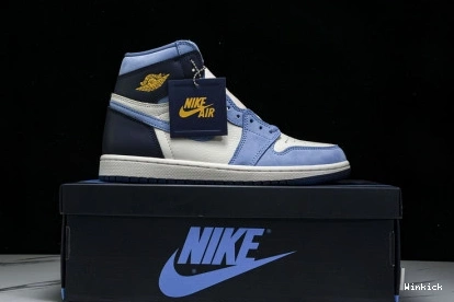 in Flight  1 High Jordan FD2596-400 First OG 1020